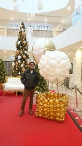 Animation-décoration-sculpture-ballons-montgolfière-Polygone-Montpellier-Monsieur-ballons